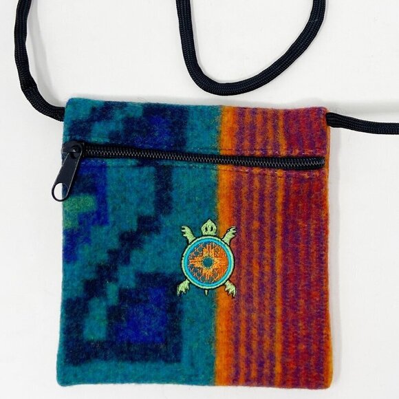 Pendleton Blanket Zip Crossbody Pouch Turtle Embroidery - Picture 1 of 5